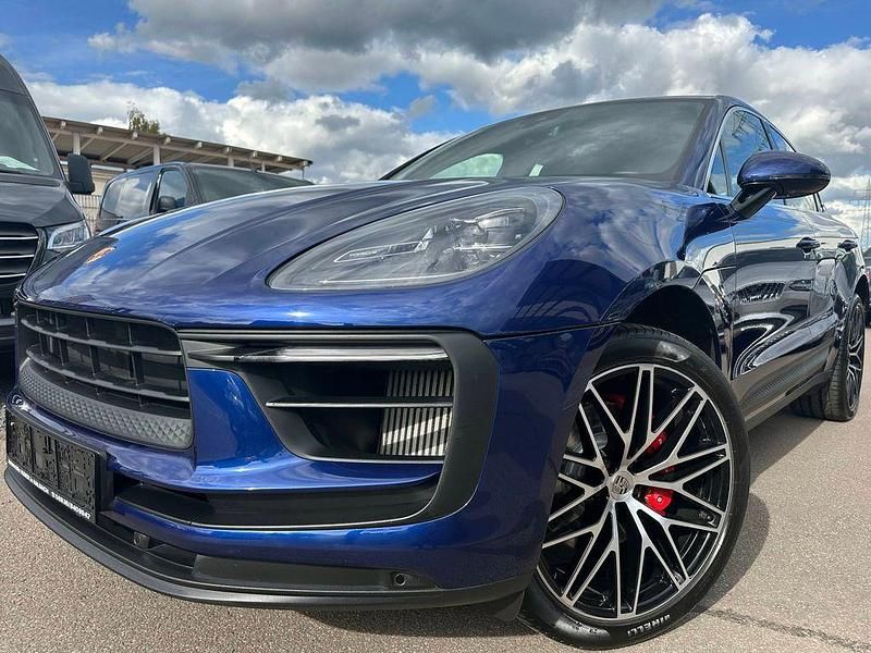 Blau Gebraucht 2023 Porsche Macan S Sport SUV | 64.900 € - Bild 1/4