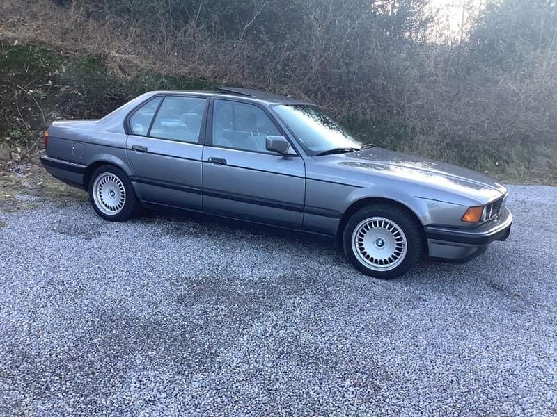 Gebraucht BMW 730 Shadowline 188 PS (138 kW) 1991 Grau Limousine