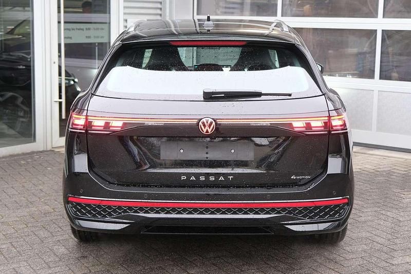 Nowe VW Passat Pro 265 KM (194 kW) 2026 Czarny Kombi
