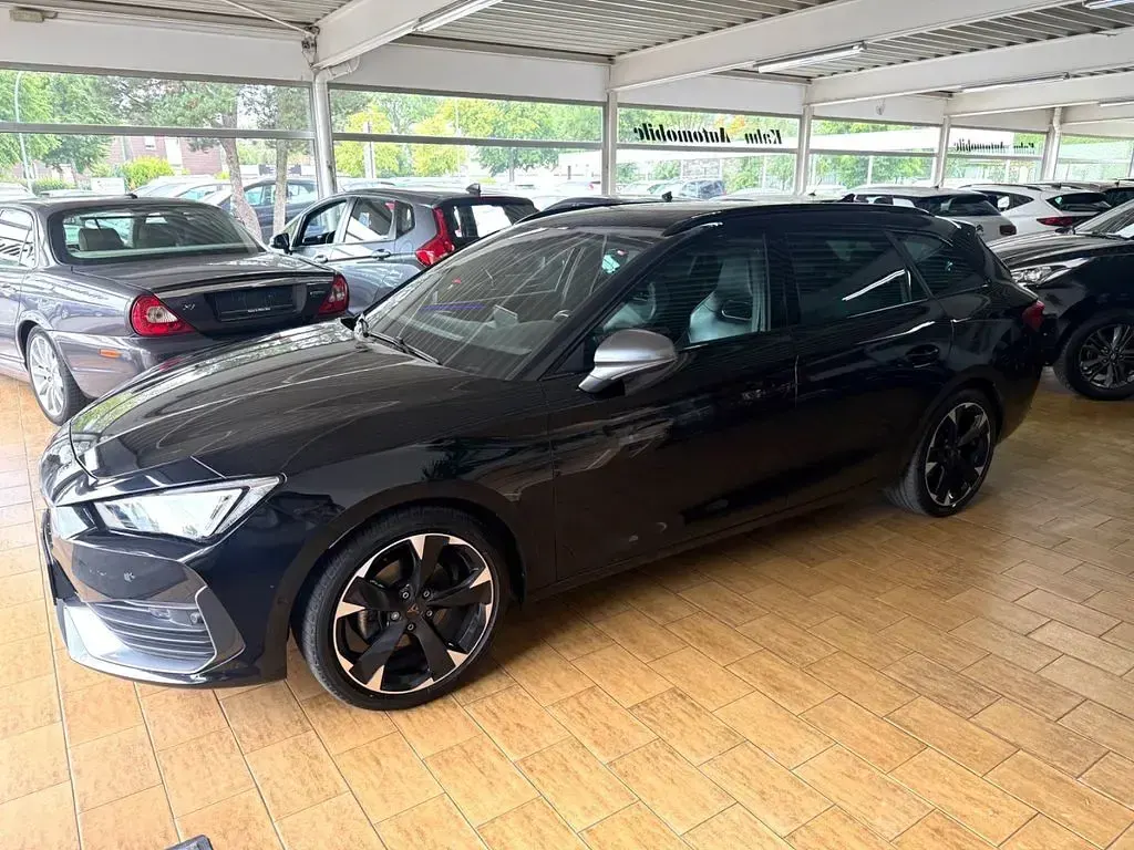 Gebraucht Cupra Leon 150 PS (110 kW) 2023 Schwarz Limousine