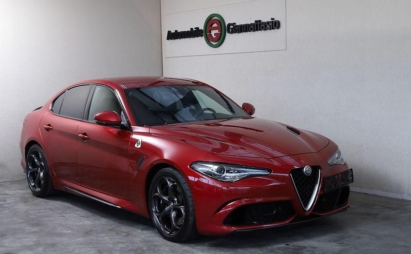 Gebraucht Alfa Romeo Giulia Quadrifoglio 510 PS (375 kW) 2017 Rot Limousine