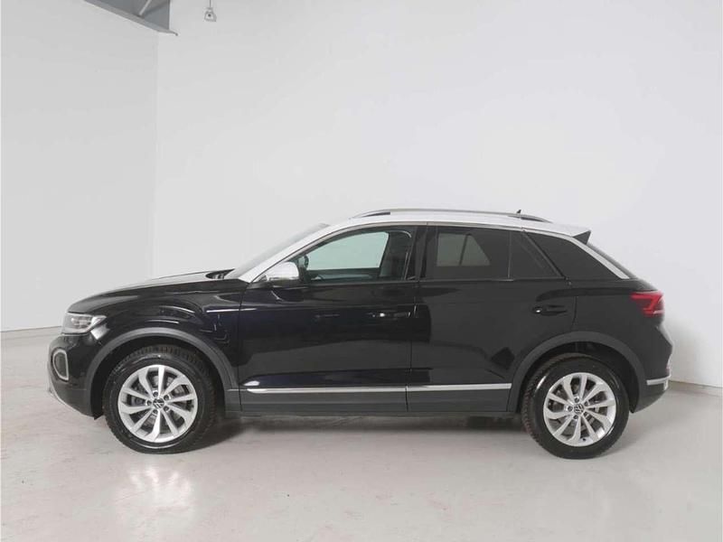 Gebraucht VW T-Roc Style 150 PS (110 kW) 2023 Deep black perleffekt SUV