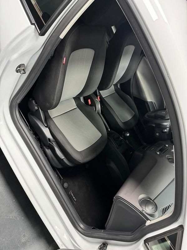 Gebraucht Seat Ibiza 75 PS (55 kW) 2013 Weiß Kleinwagen