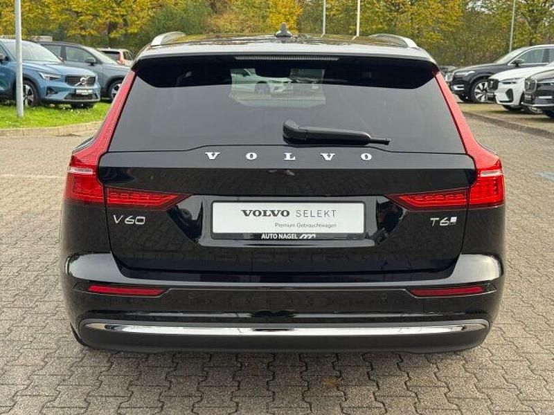 Gebraucht Volvo 360 398 PS (292 kW) 2025 Schwarz
