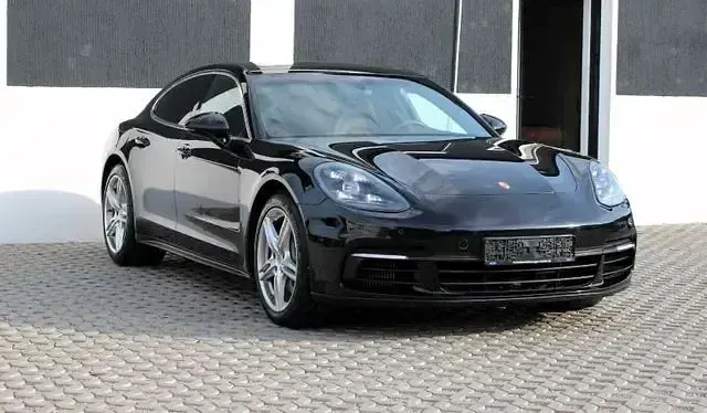Gebraucht Porsche Panamera 4S 422 PS (310 kW) 2017 Schwarz Kleinwagen