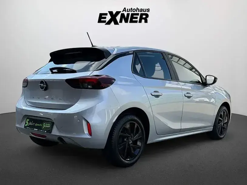 Używany Opel Corsa 75 KM (55 kW) 2023 Szary Hatchback