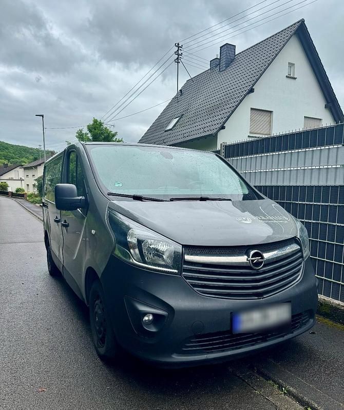 Gebraucht Opel Vivaro 109 PS (80 kW) 2015 Grau Van / Kleinbus
