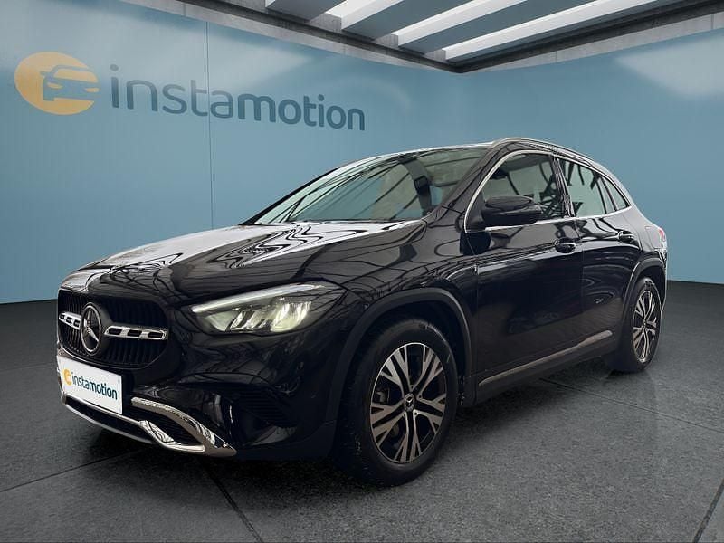 Schwarz Gebraucht 2025 Mercedes GLA200 SUV | 37.699 € (Guter Preis) - Bild 1/4