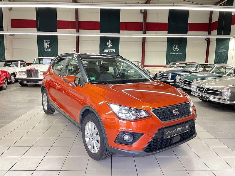 Orange Gebraucht 2019 Seat Arona Style SUV | 15.990 € (Etwas zu teuer) - Bild 1/4