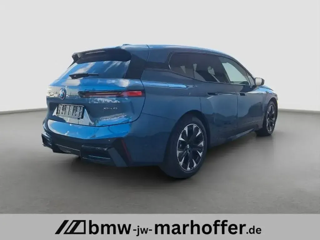 Gebraucht BMW iX M Sport 300 kW (408 PS) 2025 Schwarz SUV