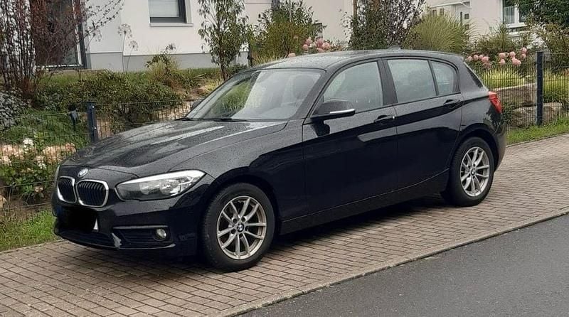 Schwarz Gebraucht 2015 BMW 116 Kleinwagen | 5.500 € (Superpreis) - Bild 1/4