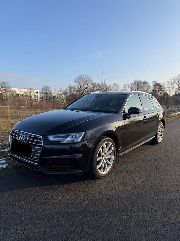 Gebraucht Audi A4 S-Line 190 PS (139 kW) 2018 Schwarz Kombi