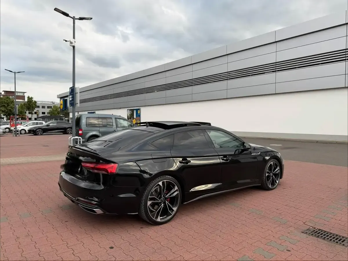 Gebraucht Audi A5 Sportback S-Line 150 PS (110 kW) 2021 Schwarz Kleinwagen