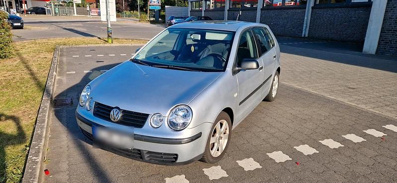 Silber Gebraucht 2003 VW Polo Kleinwagen | 1.400 € (Guter Preis) - Bild 1/4