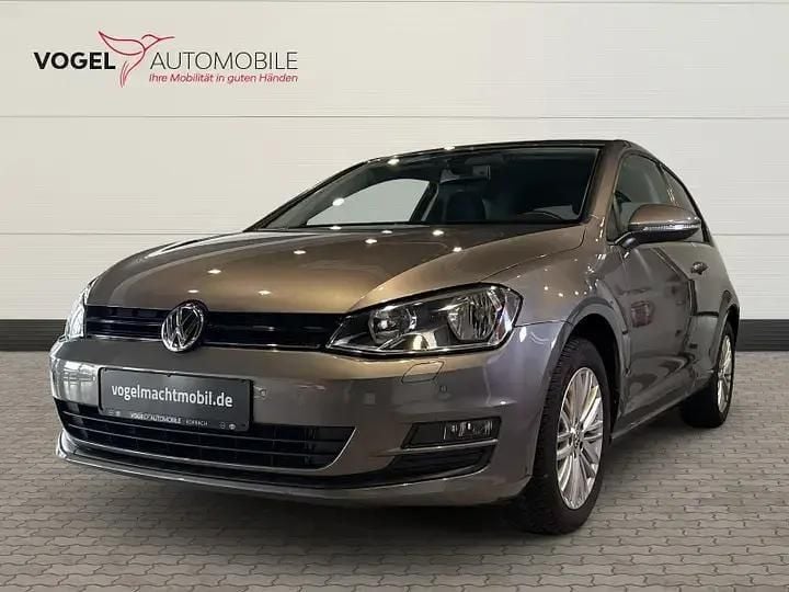 Weiß Gebraucht 2014 VW Golf VII GTI Limousine | 11.900 € (Guter Preis) - Bild 1/2