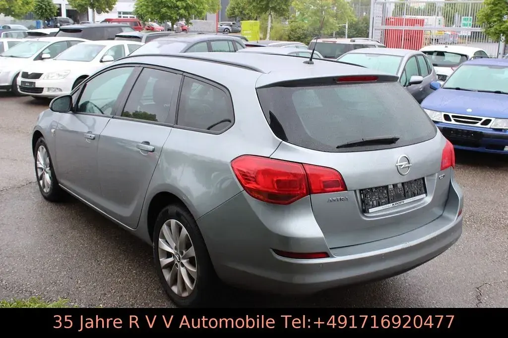 Gebraucht Opel Astra 125 PS (91 kW) 2012 Silber Kombi