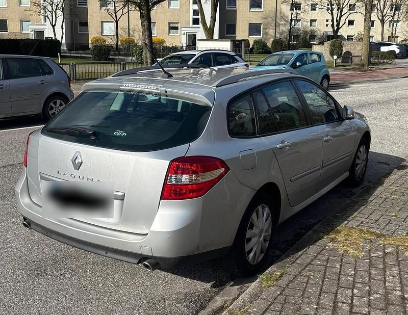 Gebraucht Renault Laguna III 131 PS (96 kW) 2008 Silber Kombi