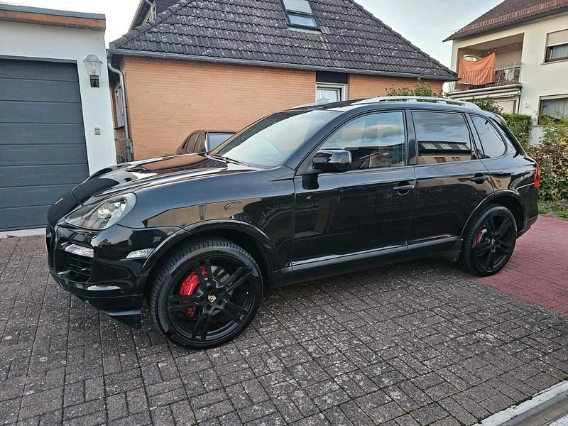Schwarz Gebraucht 2008 Porsche Cayenne Turbo SUV | 17.500 € (Fairer Preis) - Bild 1/4