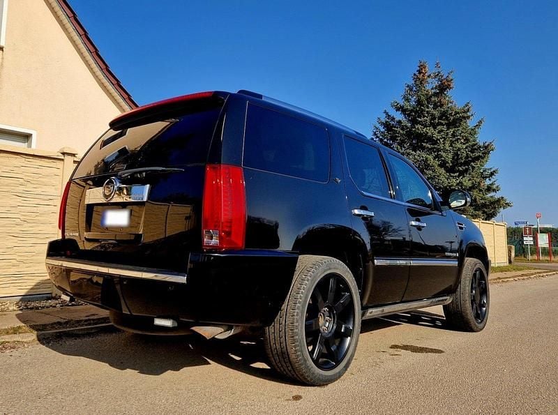 Gebraucht Cadillac Escalade 426 PS (313 kW) 2008 Schwarz SUV