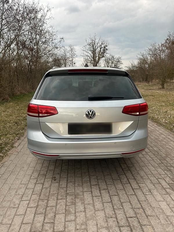 Gebraucht VW Passat Comfortline 150 PS (110 kW) 2017 Silber Kombi