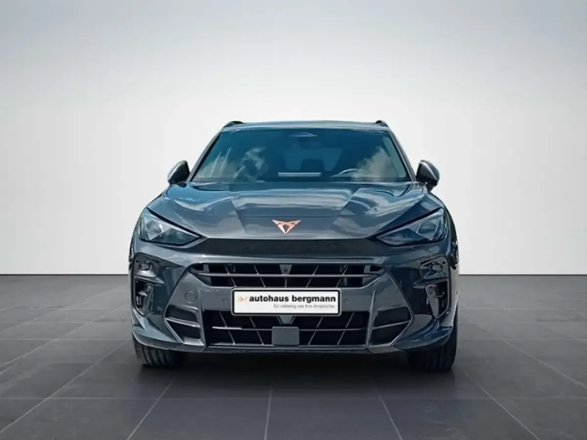 Gebraucht Cupra Terramar 204 PS (150 kW) 2026 Grau SUV