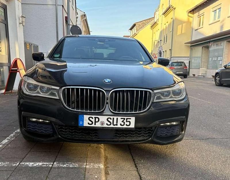 Gebraucht BMW 730 M Sport 265 PS (194 kW) 2017 Schwarz Limousine