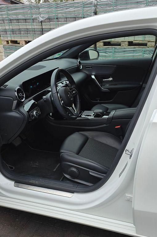 Gebraucht Mercedes A220 Progressive 190 PS (139 kW) 2018 Weiß Limousine