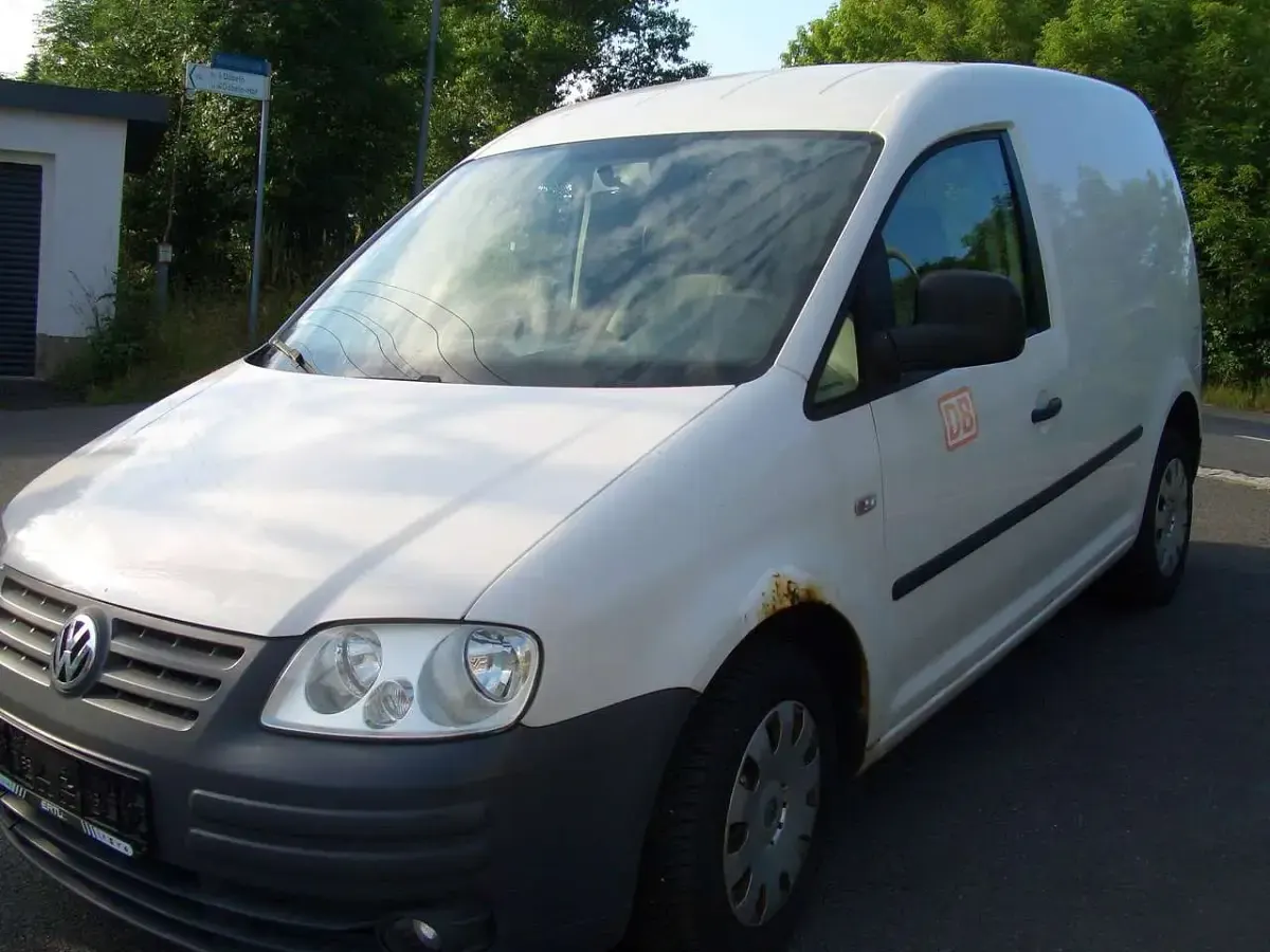 Gebraucht VW Caddy 105 PS (77 kW) 2009 Candyweiß Van / Kleinbus