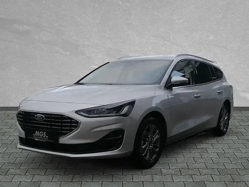 Nowe Ford Focus Titanium 155 KM (114 kW) 2025 Srebrny Sedan/Limuzyna