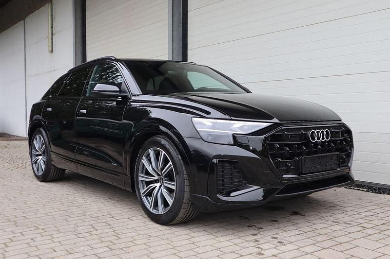 Schwarz Gebraucht 2025 Audi Q8 SUV | 65.700 € (Superpreis) - Bild 1/4