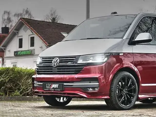 Używany VW Multivan Sportline 230 KM (169 kW) 2024 Srebrny Minivan