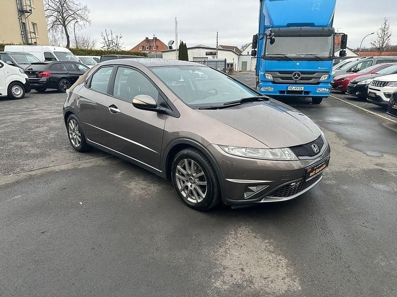 Gebraucht Honda Civic Comfort 99 PS (72 kW) 2011 Braun Limousine