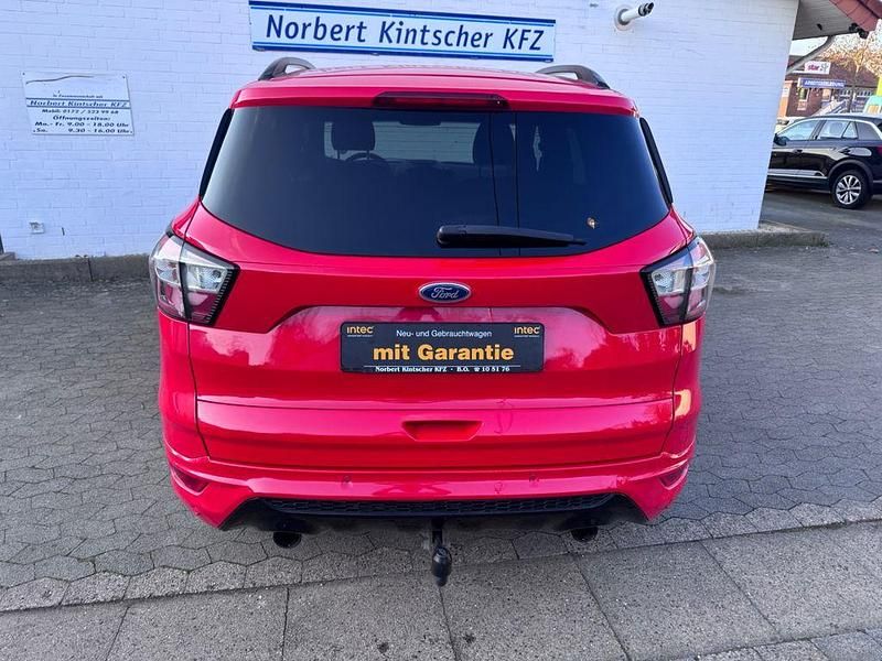 Gebraucht Ford Kuga ST-Line 150 PS (110 kW) 2019 Rot SUV
