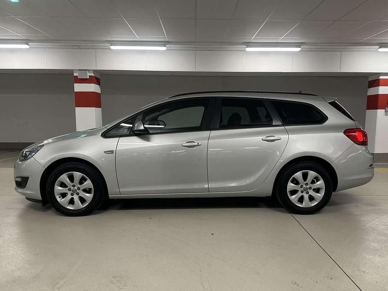 Gebraucht Opel Astra Style 140 PS (102 kW) 2015 Argon silber/ice silver (m2) Kombi