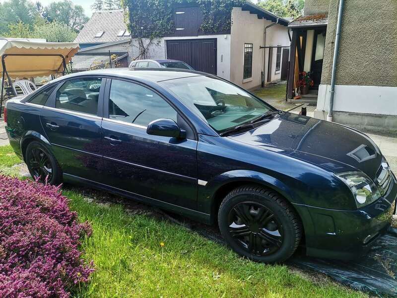 Blau Gebraucht 2003 Opel Vectra GTS Limousine | 2.000 € (Fairer Preis) - Bild 1/4