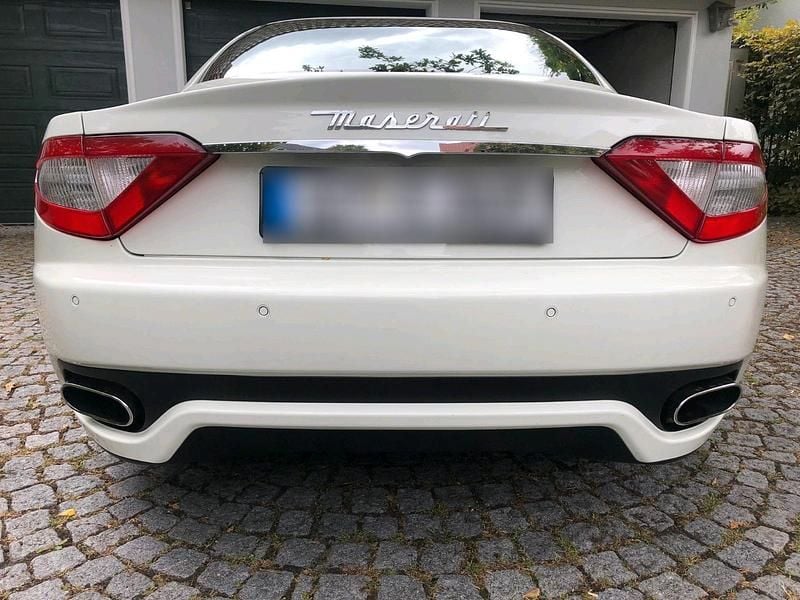 Gebraucht Maserati Granturismo 441 PS (324 kW) 2008 Weiß Coupé