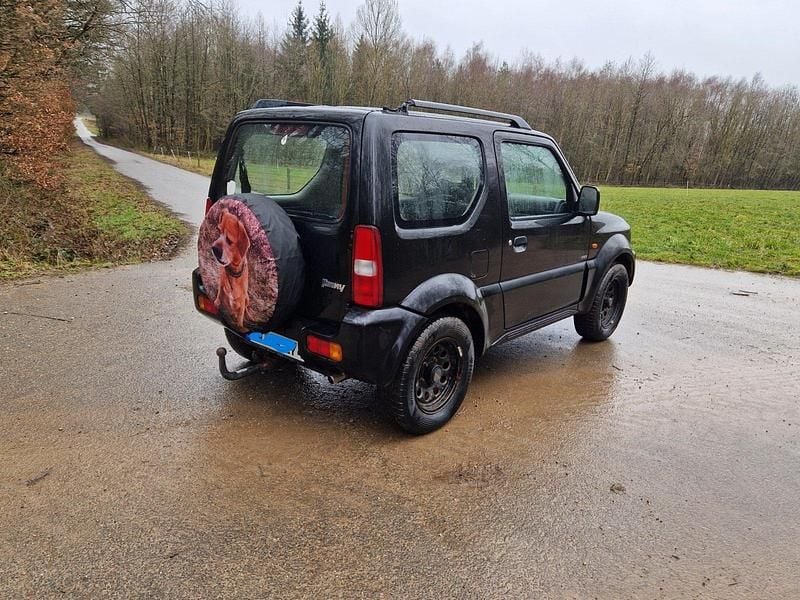 Gebraucht Suzuki Jimny 81 PS (59 kW) 1999 Schwarz SUV