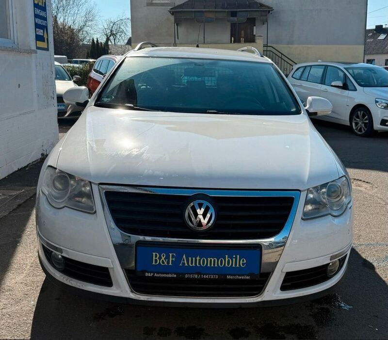 Weiß Gebraucht 2008 VW Passat Comfortline Kombi | 5.199 € (Teuer) - Bild 1/4