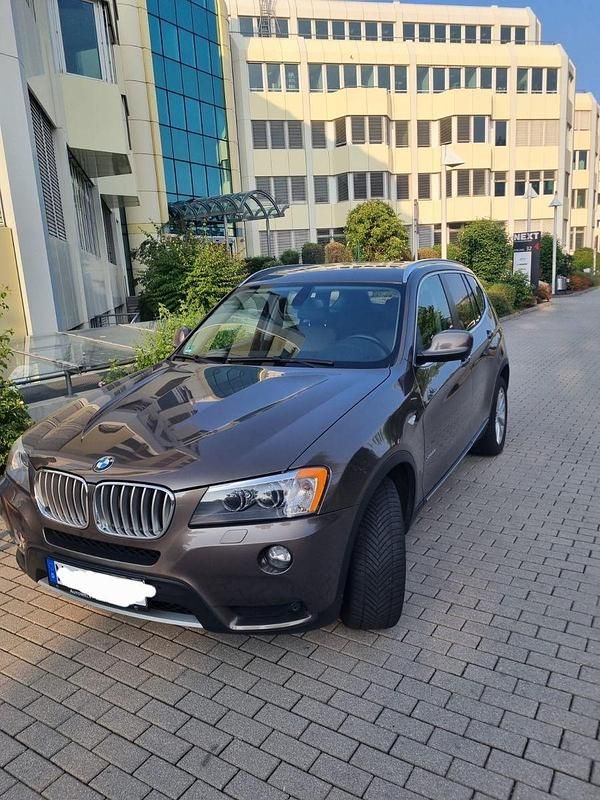 Braun Gebraucht 2011 BMW X3 SUV | 9.500 € (Superpreis) - Bild 1/4