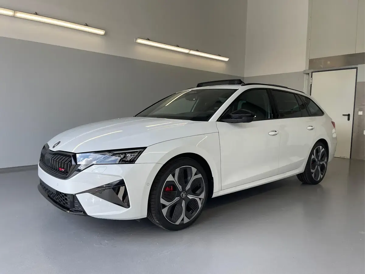 Gebraucht Skoda Octavia RS 265 PS (194 kW) 2026 Kombi
