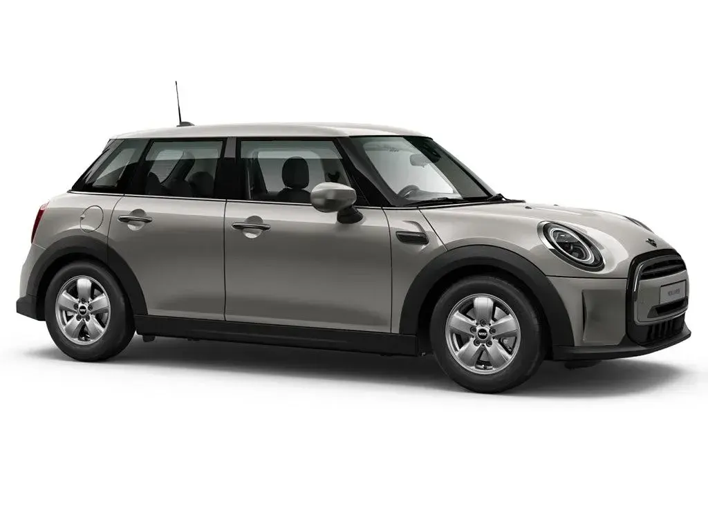 Gebraucht Mini Cooper 136 PS (100 kW) 2023 Melting silver iii Kleinwagen