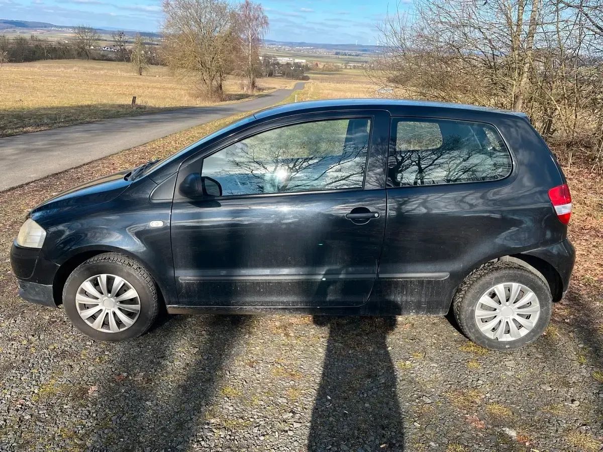Używany VW Fox 54 KM (39 kW) 2007 Czarny Hatchback