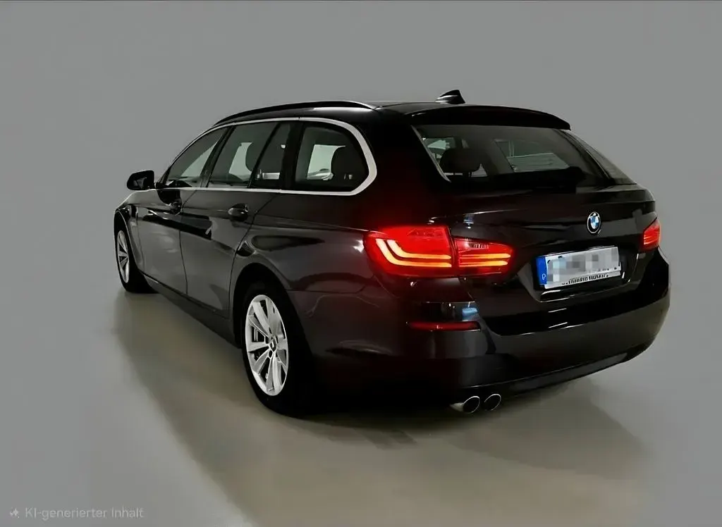 Gebraucht BMW 518 Luxury Line 150 PS (110 kW) 2016 Grau Kombi