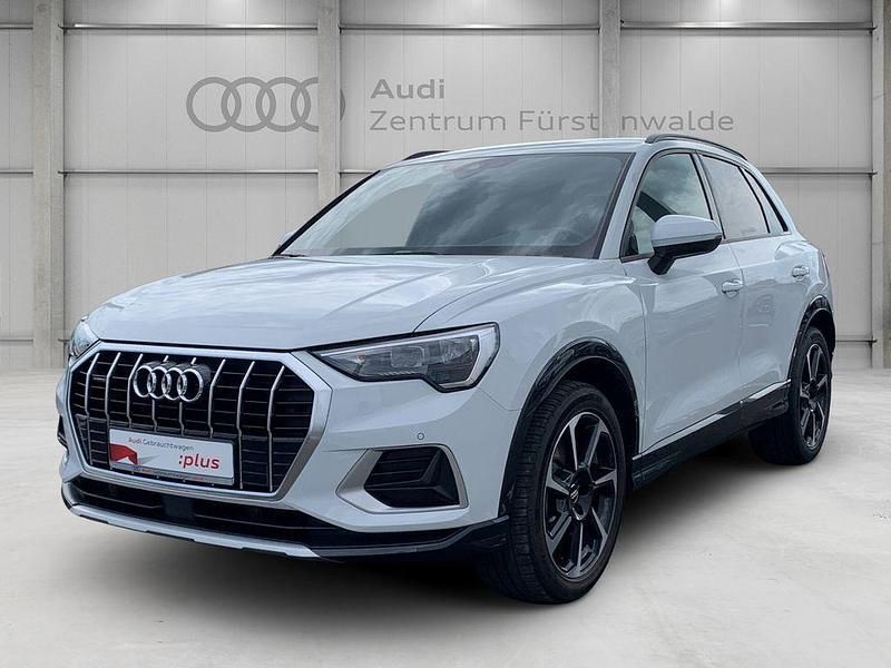 Weiss Gebraucht 2020 Audi Q3 Advanced SUV | 35.425 € (Etwas zu teuer) - Bild 1/4