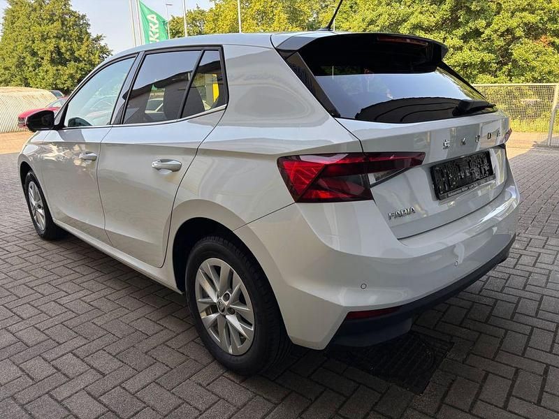 Occasion Skoda Fabia 110 ch (80 kW) 2023 Blanc Berline