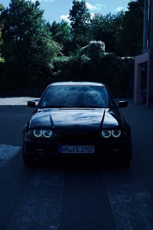 Schwarz Gebraucht 1999 BMW 328 Performance Limousine | 6.500 € (Teuer) - Bild 1/4