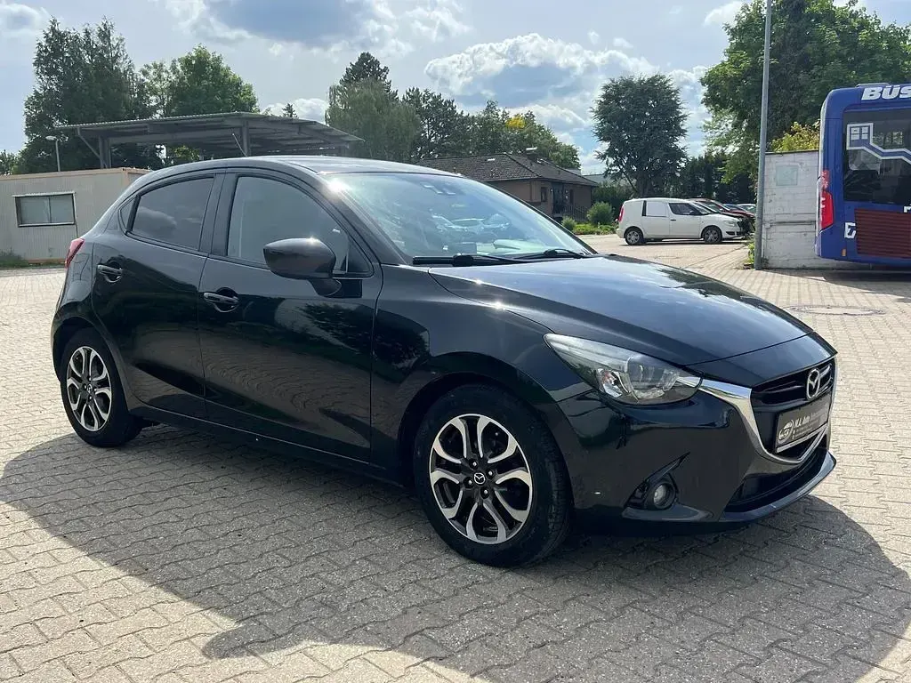 Gebraucht Mazda 2 90 PS (66 kW) 2016 Schwarz Limousine