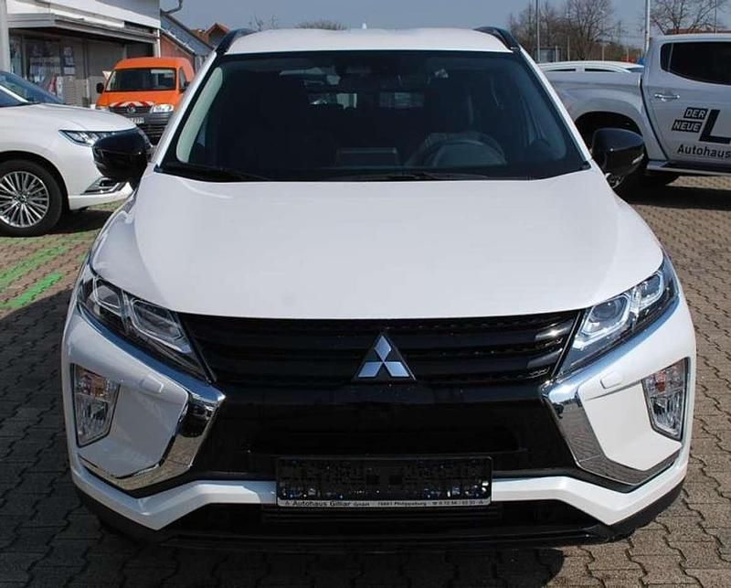 Gebraucht Mitsubishi Eclipse Cross Active 148 PS (108 kW) 2020 Perlmuttweiß SUV