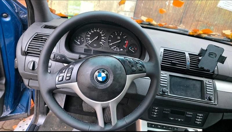 Second-hand BMW X5 286 CP (210 kW) 2000 Albastru SUV