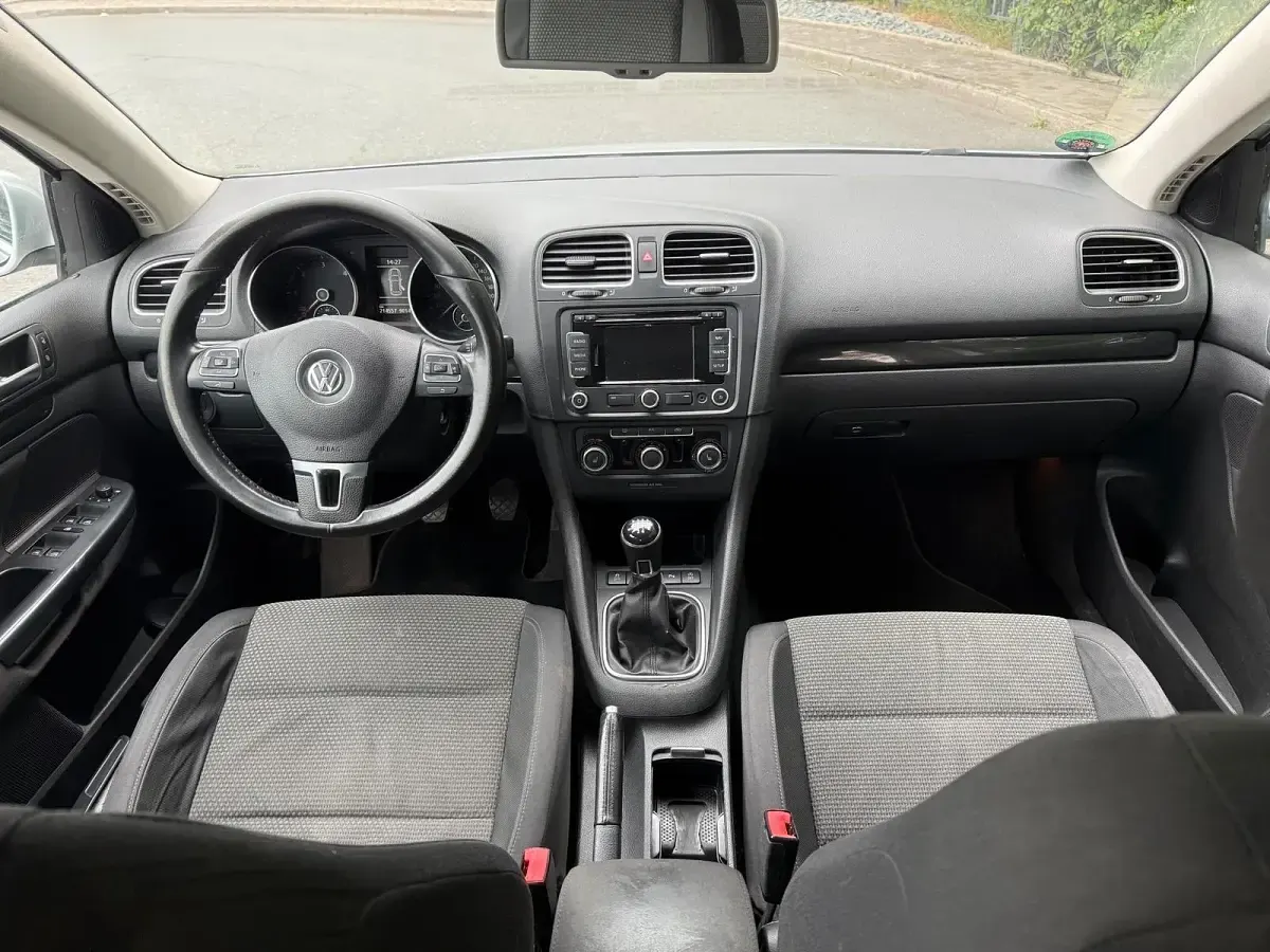Gebraucht VW Golf VII 105 PS (77 kW) 2012 Silber Kombi